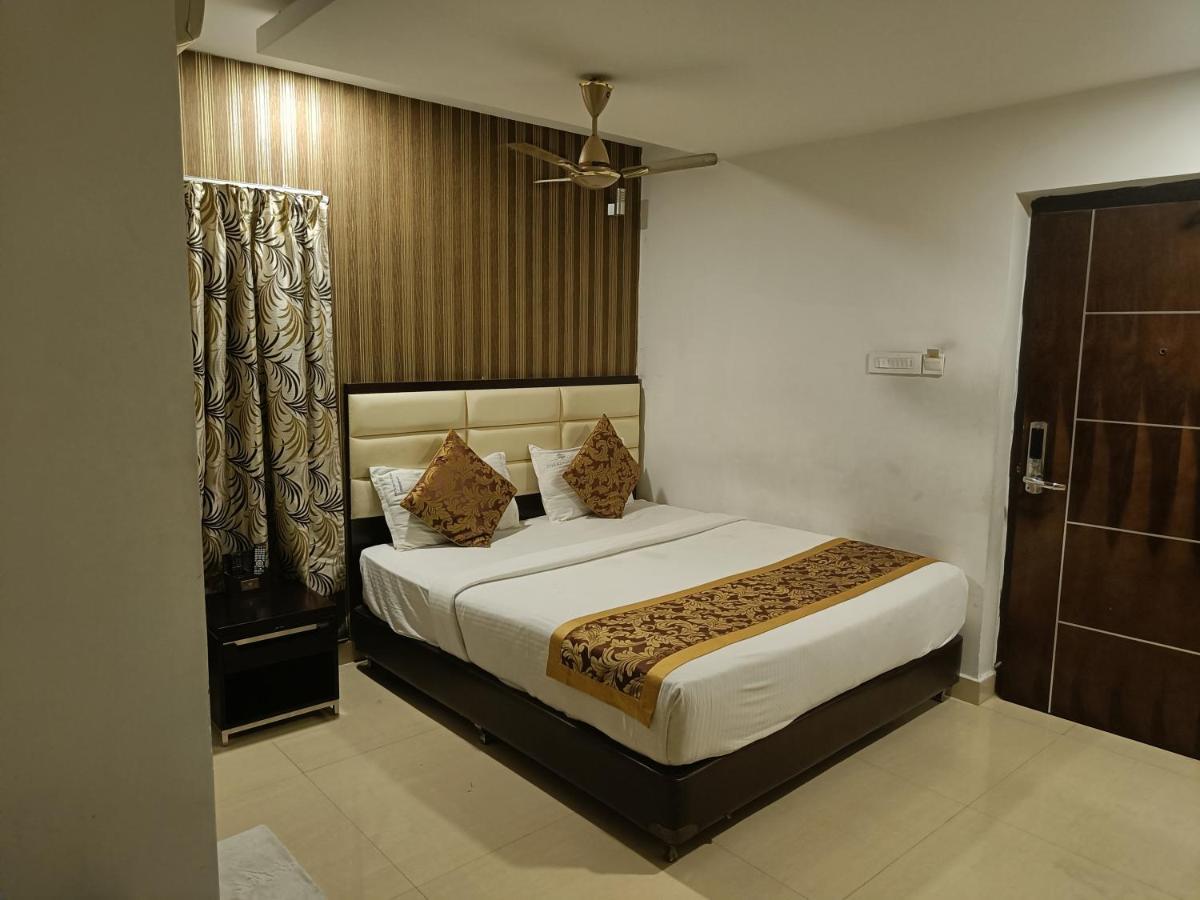 Hotel The Kings Park Residency Chennai Esterno foto