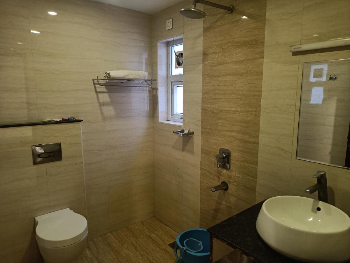 Hotel The Kings Park Residency Chennai Esterno foto