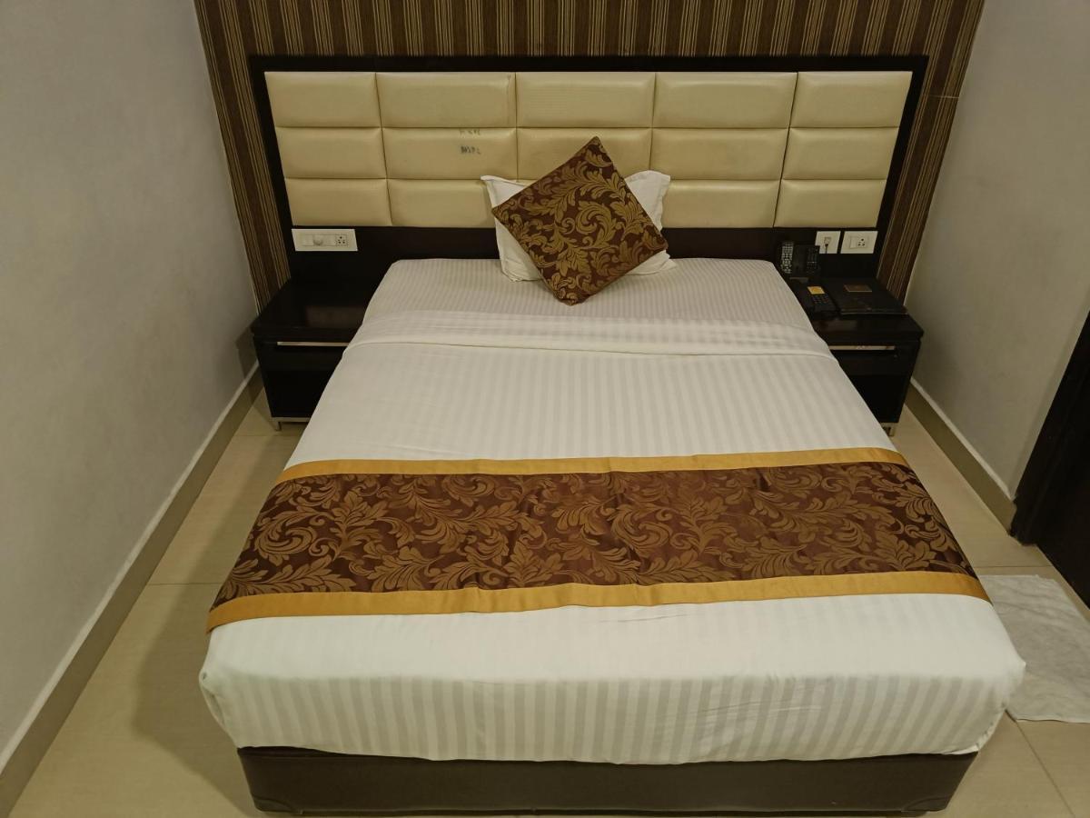Hotel The Kings Park Residency Chennai Esterno foto