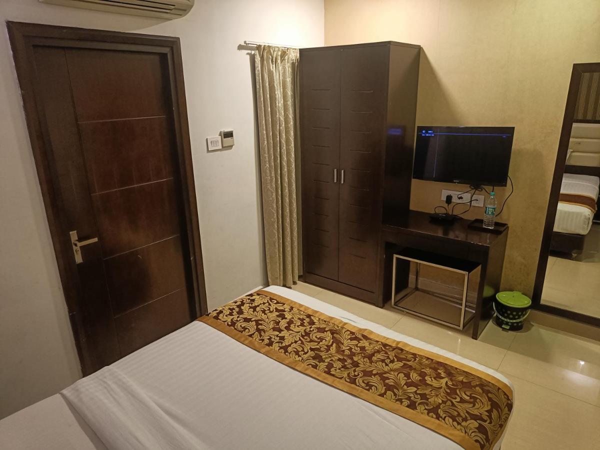 Hotel The Kings Park Residency Chennai Esterno foto