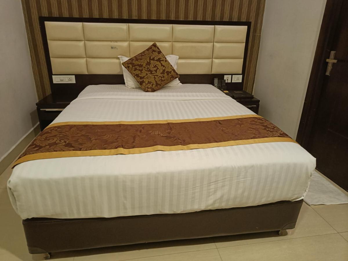 Hotel The Kings Park Residency Chennai Esterno foto
