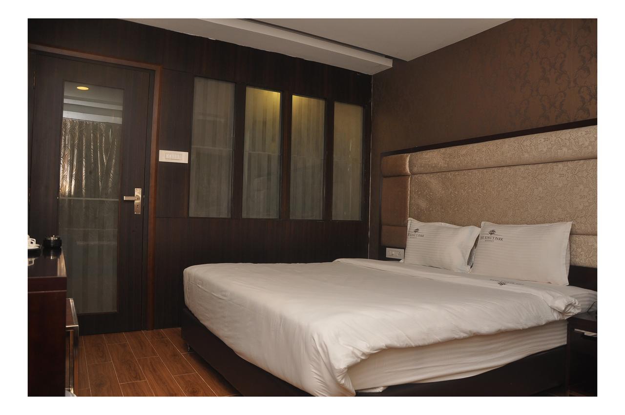 Hotel The Kings Park Residency Chennai Esterno foto